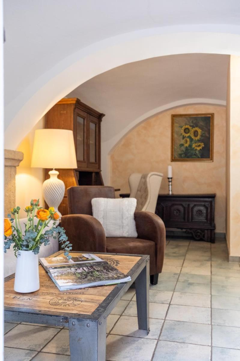 Apartmenthaus Brunnenhof Papstdorf Esterno foto